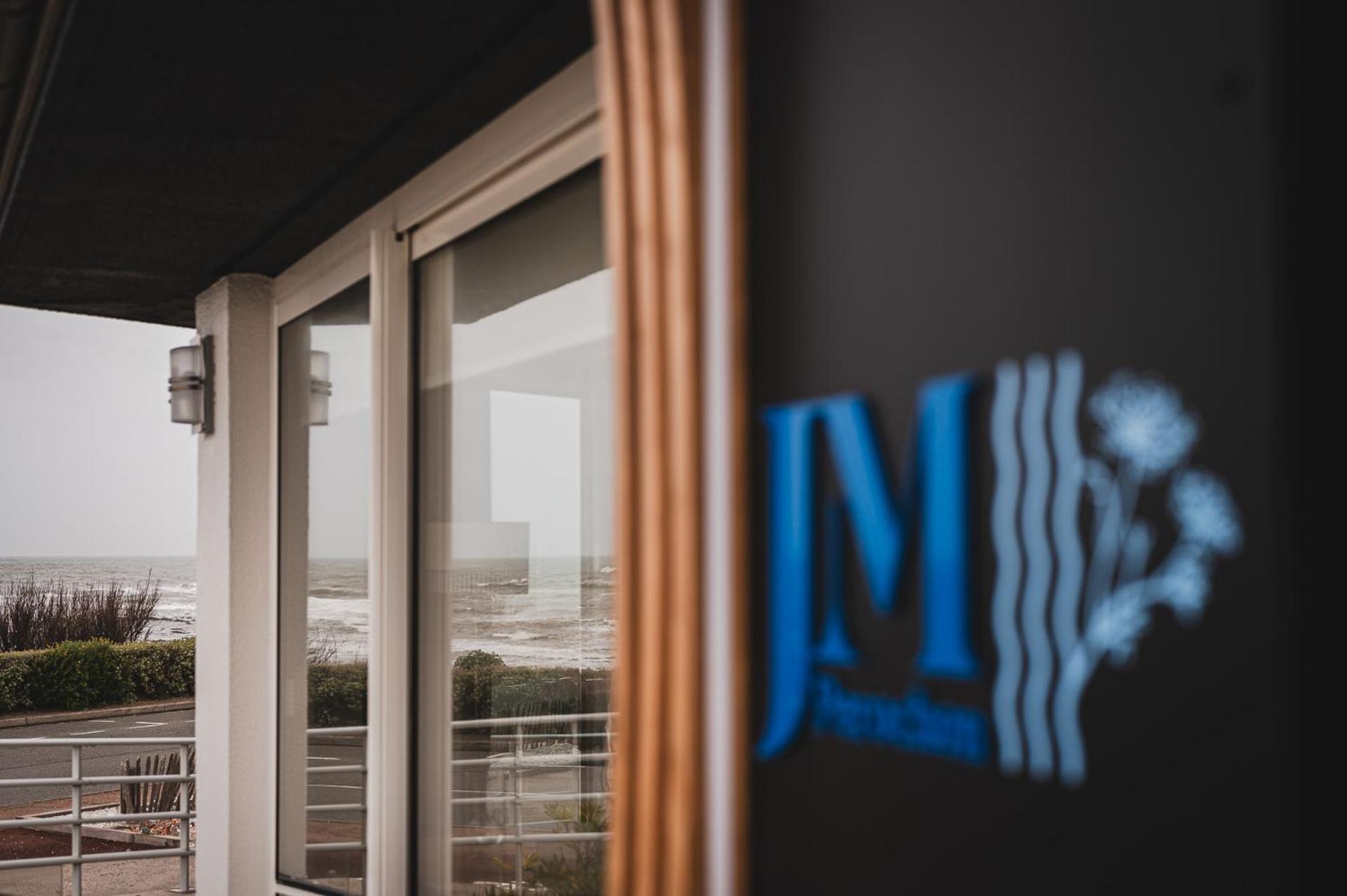 Logis Hotellerie Les Brisants , Restaurant J M Perochon Brétignolles-sur-Mer Zewnętrze zdjęcie