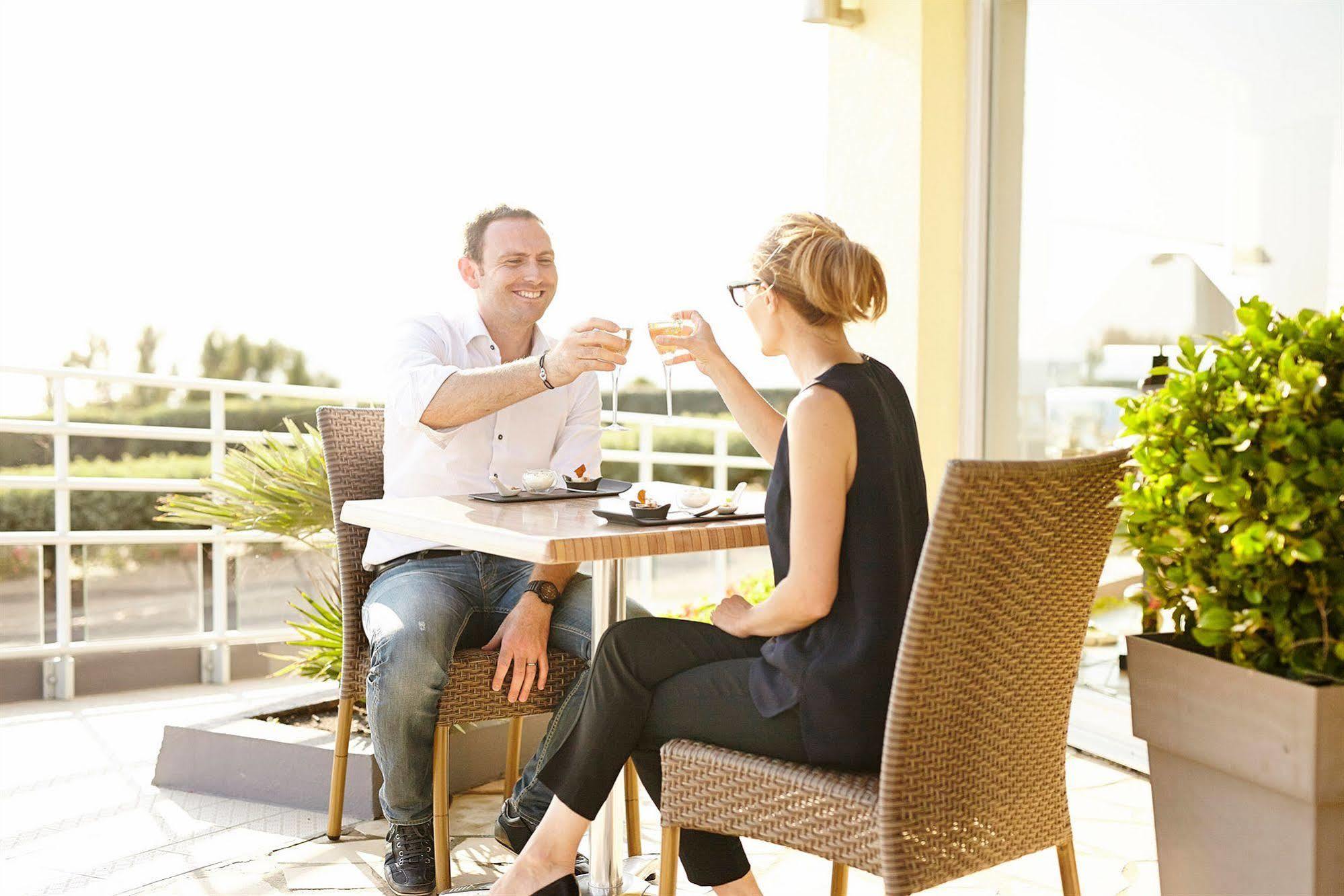 Logis Hotellerie Les Brisants , Restaurant J M Perochon Brétignolles-sur-Mer Zewnętrze zdjęcie