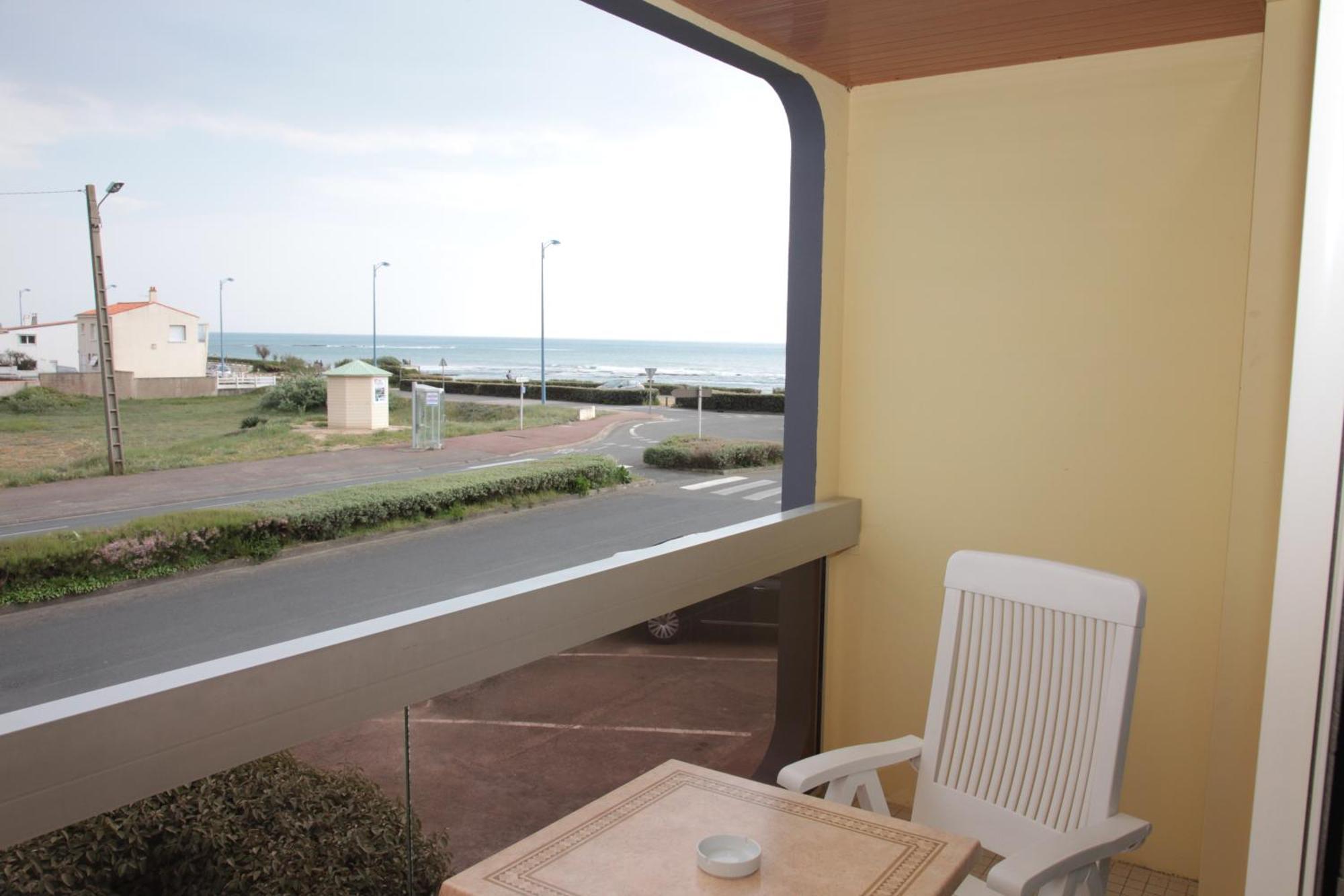 Logis Hotellerie Les Brisants , Restaurant J M Perochon Brétignolles-sur-Mer Zewnętrze zdjęcie
